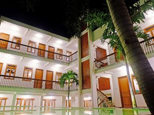 Hotel Image 1