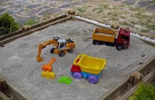 Outdoor Pictures 1