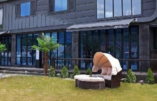 Outdoor Pictures 3
