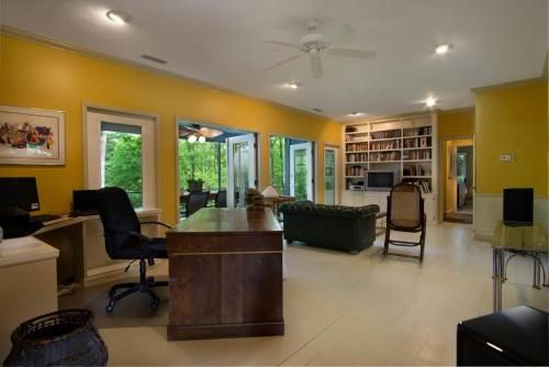 Ticoa Lake House