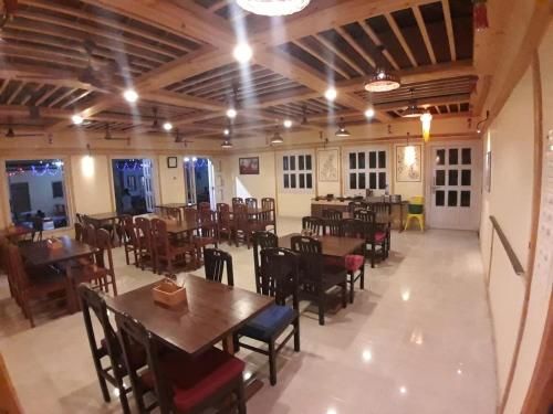 Hotel Janki