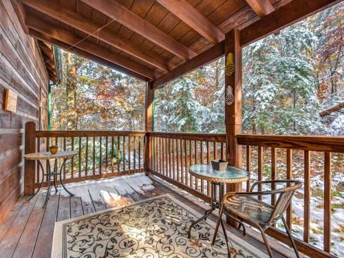 Sunset Lodge, 3 Bedrooms, Hot Tub, Fireplace