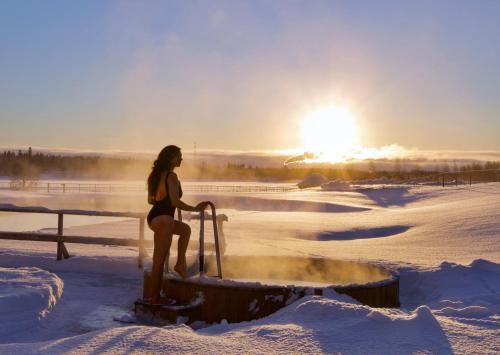 Outdoor Pictures 12
