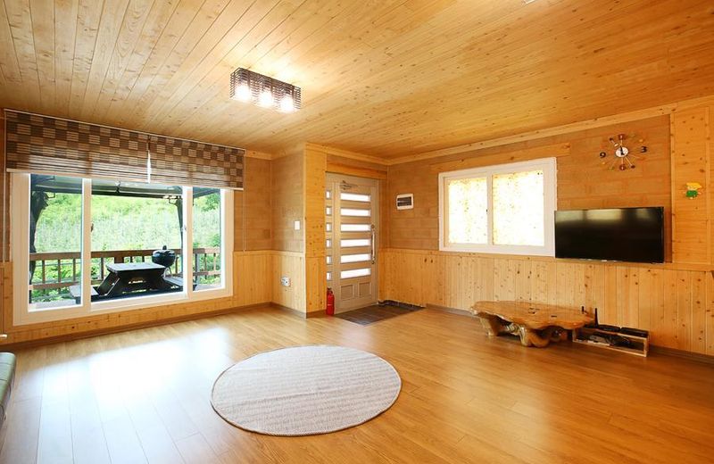 Hongcheon Stone Brown Pension