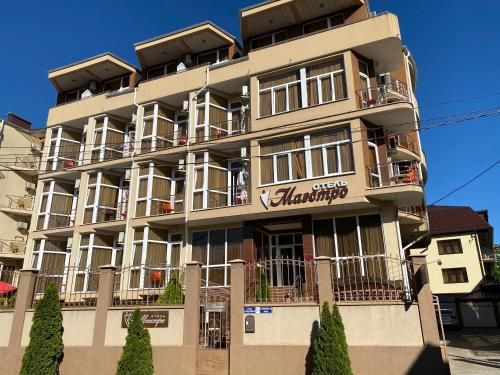 Hotel Maestro