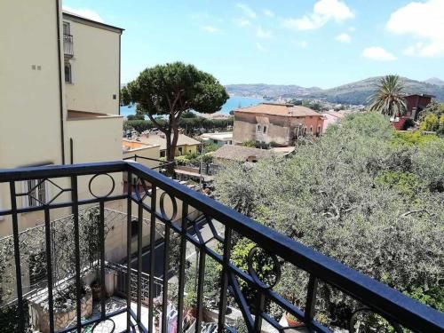 CASA DINKY Attico climatizzato con terrazza vista mare