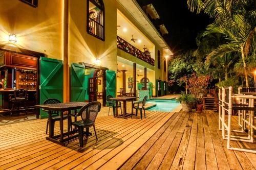 Outdoor Pictures 21