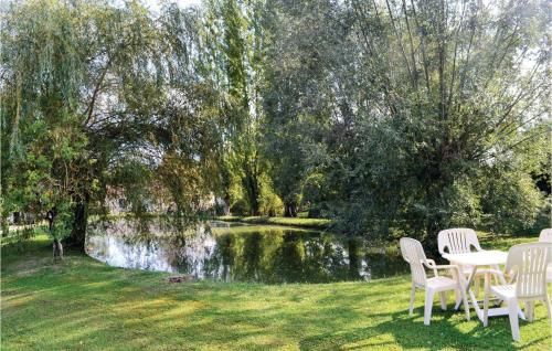 Three-Bedroom Holiday Home in Bassillac
