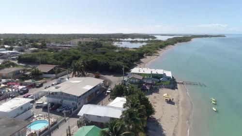 Luichy's Guest House at Playa El Combate