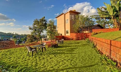 Outdoor Pictures 1
