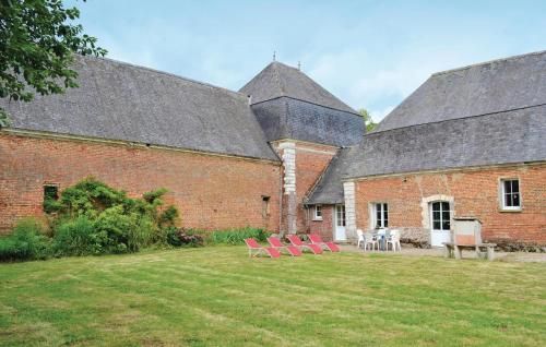 Stunning home in Gouy Saint Andre with 2 Bedrooms and WiFi