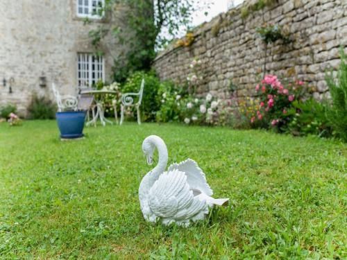 Lovely holiday home in Picauville with a furnished garden