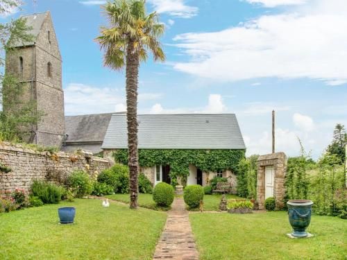 Lovely holiday home in Picauville with a furnished garden