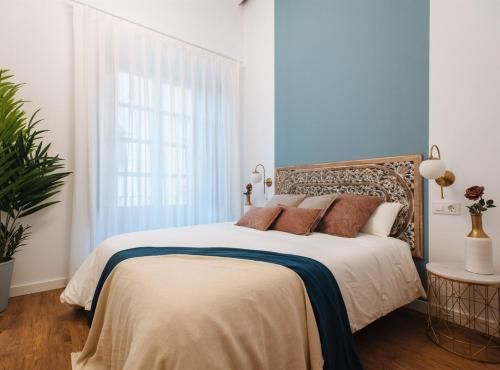 Lola de Triana Apartments