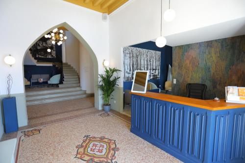 Hostellerie du Chateau des Fines Roches