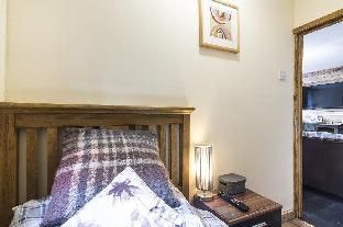 Holey Moley Lodge - 2 Bedroom  - Pembrokeshire