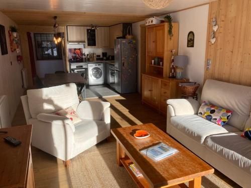 Chalet Cyclamens- 65m2 plein centre des Carroz - WIFI & parking!