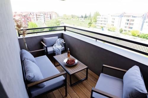Outdoor Pictures 24