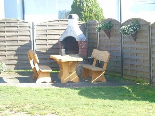 Outdoor Pictures 24
