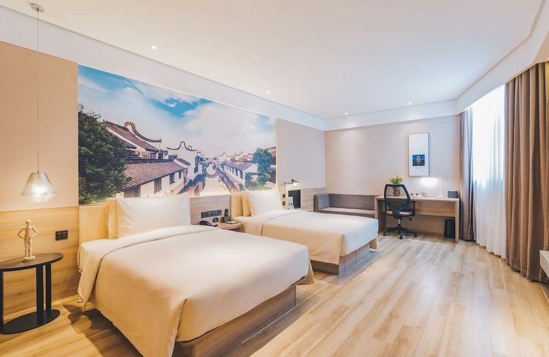 Atour Hotel Taibai Road Jining