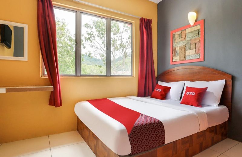 OYO 89656 Melati Hotel Nilai