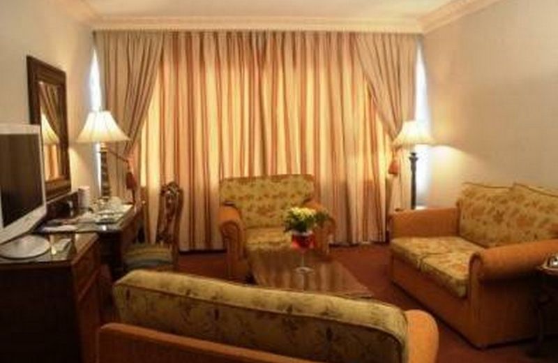The Carlton Gate Hotel