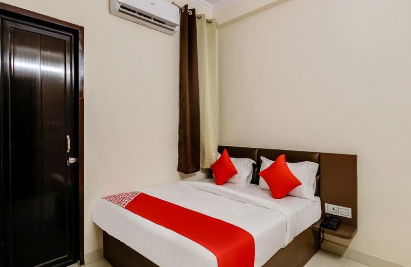 OYO 30950 Hotel Affy