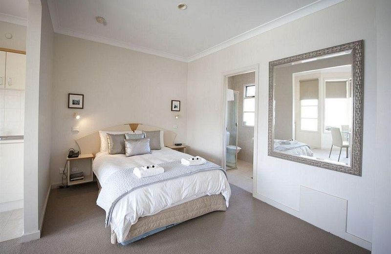 Whalers Inn Resort