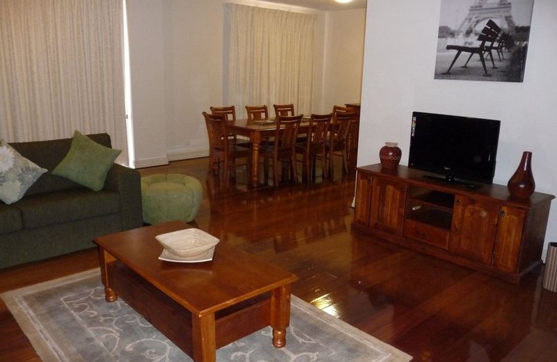 City Escape 3BD in Adelaides East End 6