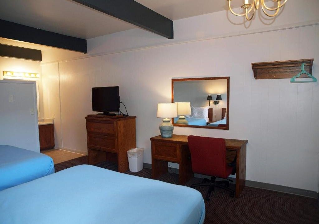 The Oakwood Inn