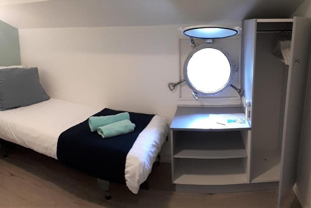 Rooms on Water