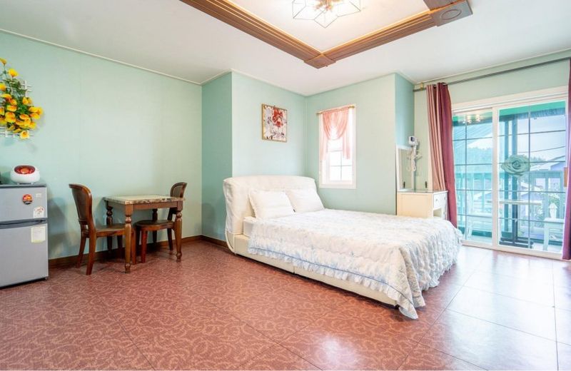 Youngheungdo Roma Spa Pension