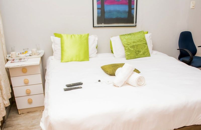 Green on minni Guest House