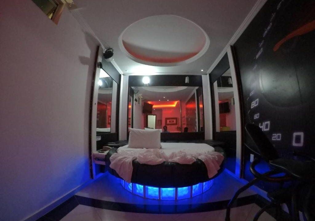 Motel Fantasy 2 (Adult Only)