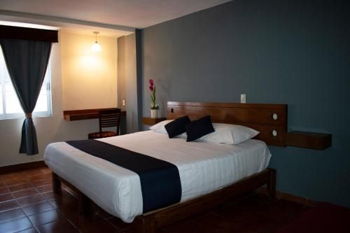 Hotel Casa Blanca
