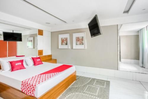 OYO Nobs Hotel, São João de Meriti