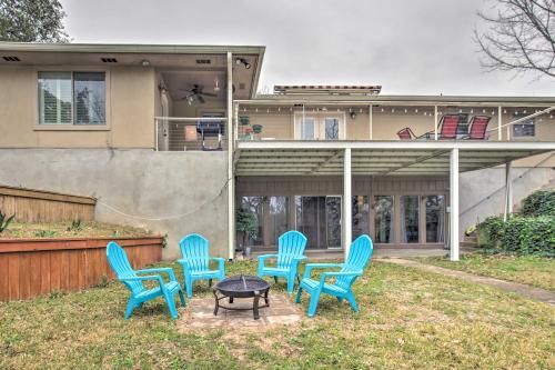Pet-Friendly Riverfront Retreat Deck and Views