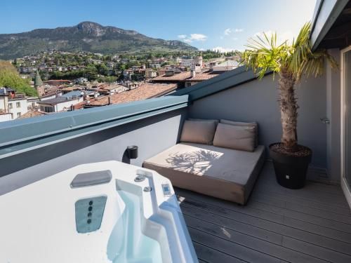 HEART OF TRENTO apartments