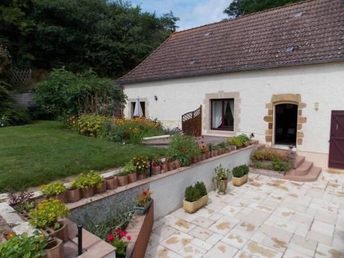 Gîte Neuvy, 1 pièce, 2 personnes - FR-1-489-213