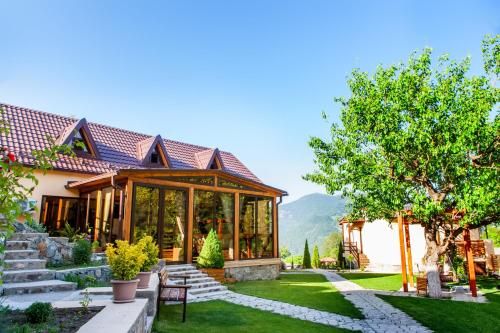 Outdoor Pictures 20