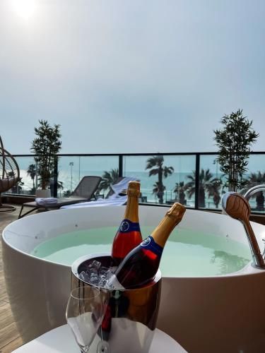Share Suites Bat-Yam