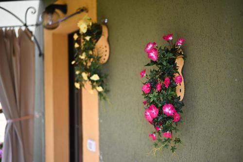 Outdoor Pictures 24