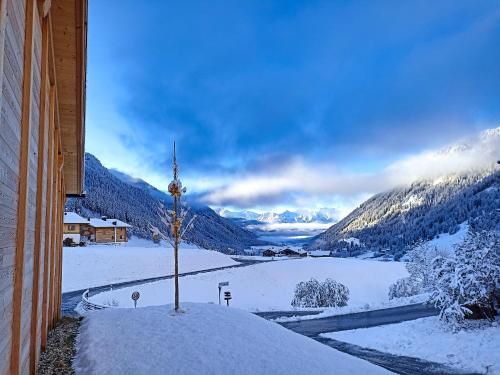 Hoferhof Apt A