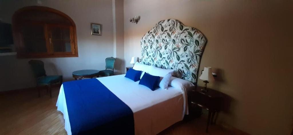 APARTAMENTOS TURÍSTICOS Y SUITES