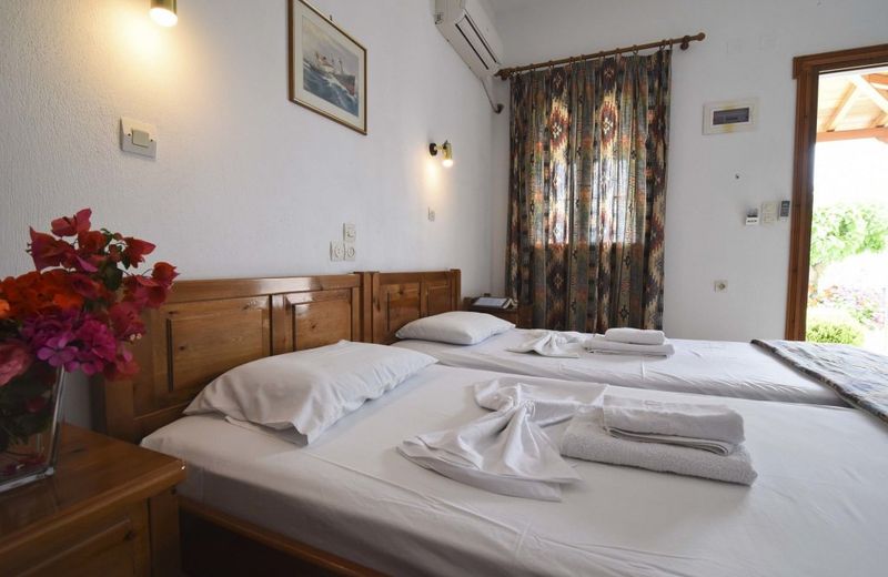 Evlalia Studios & Villas