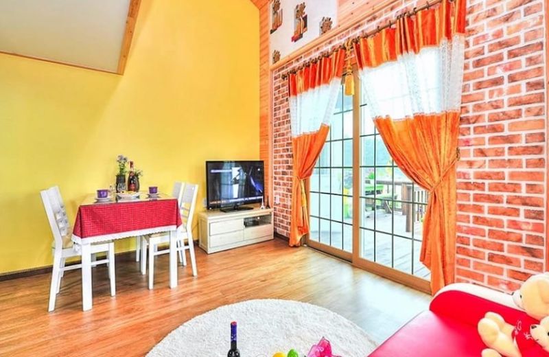 Yeosu Noeul Walk Pension