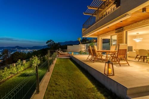 Outdoor Pictures 21