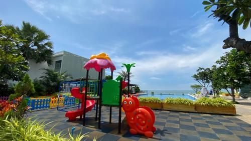 Outdoor Pictures 23