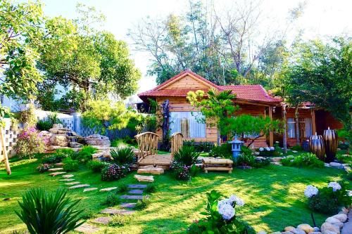 Outdoor Pictures 1