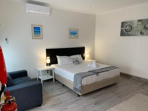 BENDIGO HIGH ST APARTMENTS with KING BED-COURTYARD-KITCHEN-REFURBISHED 2022